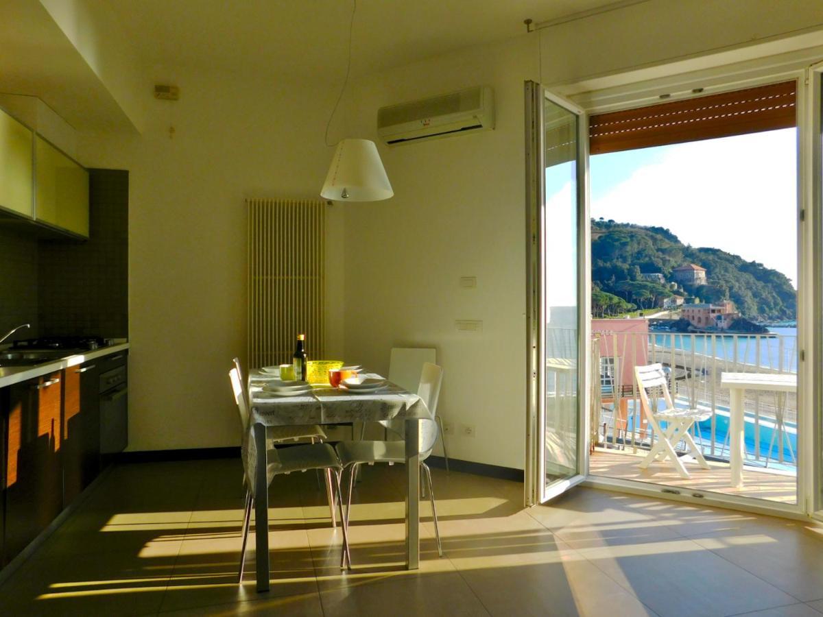 Trilocale Con Meravigliosa Vista Mare, レヴァント エクステリア 写真